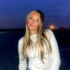 Meet your Posher, Arabella